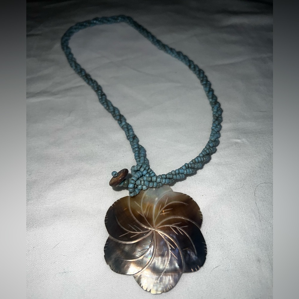 Flower necklace